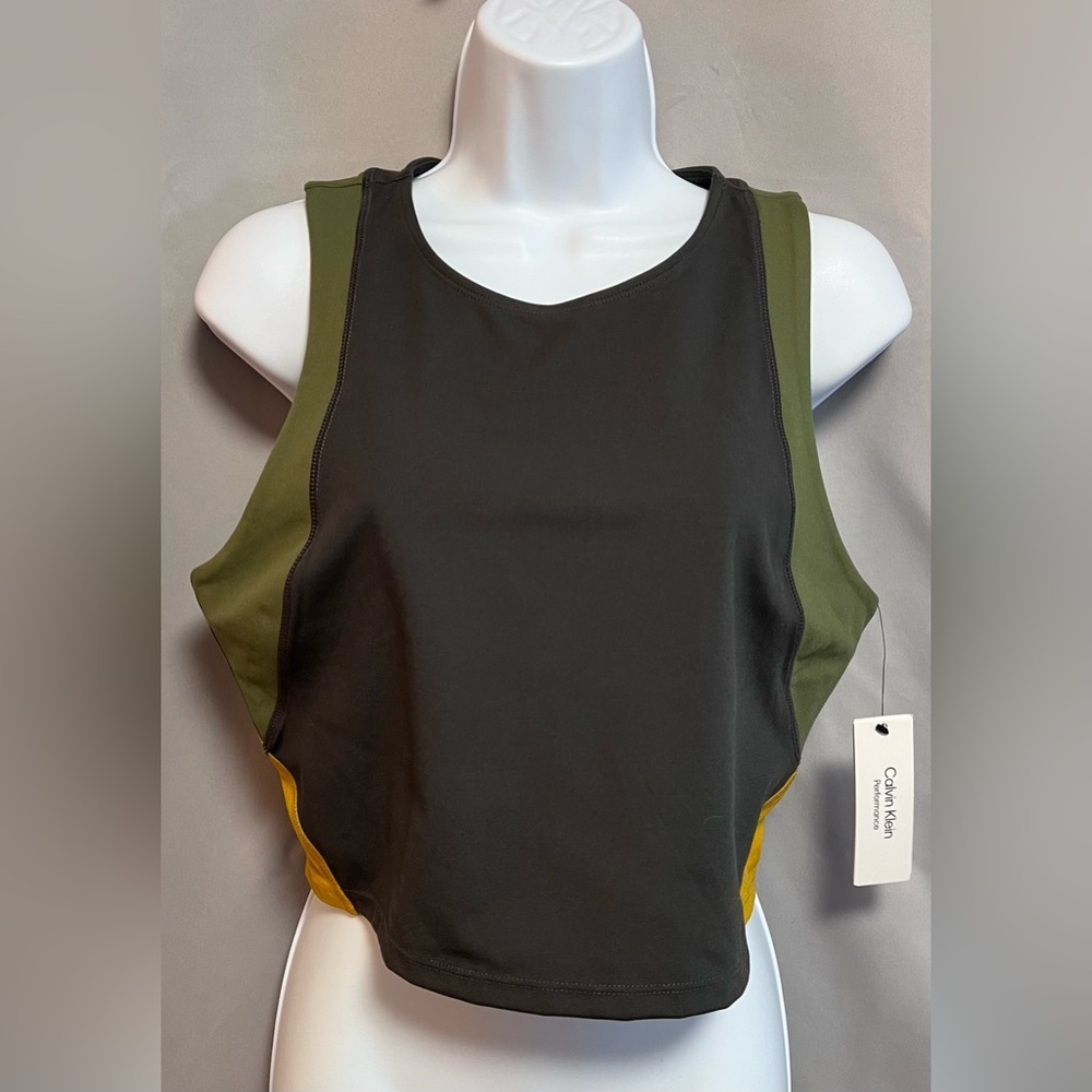Calvin‎ Klein Performance Embrace Colorblock Cropped Tank Top